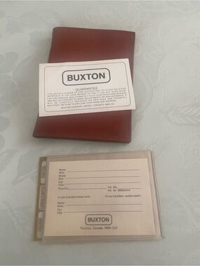 Vintage Buxton Genuine Leather Wallet Made in Canada Unisex